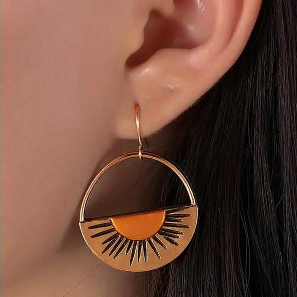 Vintage Sunrise Sun Drop Dangle Earrings Retro